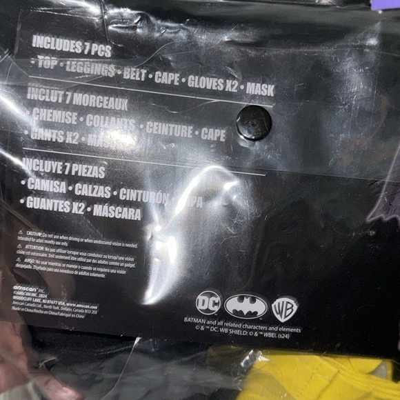 DC Batman Ladies 7 Piece Costume - Black and Yellow Dark Knight Size XL 14-16 - Picture 4 of 6